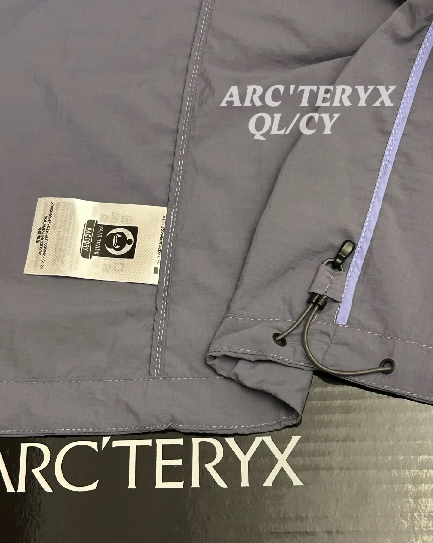 🦋 185 ARCTERYX SQUAMISH Same Style HOODY Breathable 26 Series Breathable ！ Same Style ！ New Arrival， ！Premium Quality ！ ， ， ， 99% Breathable 、 ， ！ 、 。 Windwall 、 、 、 、 … 、 、 、 … 、 ， 、 … 、 ！ 、 … ！ ： Black Navy Blue Size S 66 112 46.4 60 90-110 M 68 116 47.6 61.5 110-130 L 70 120 48.8 63 130-145 XL 72 124 50 64.5 145-160 XXL 74 128 52.4 67.5 170-190 XXXL 78 132 55 70 190
